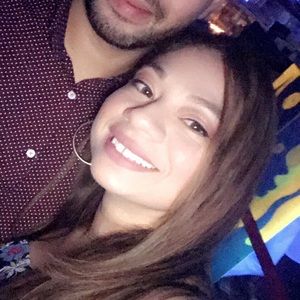 Meet your Posher, Dinora